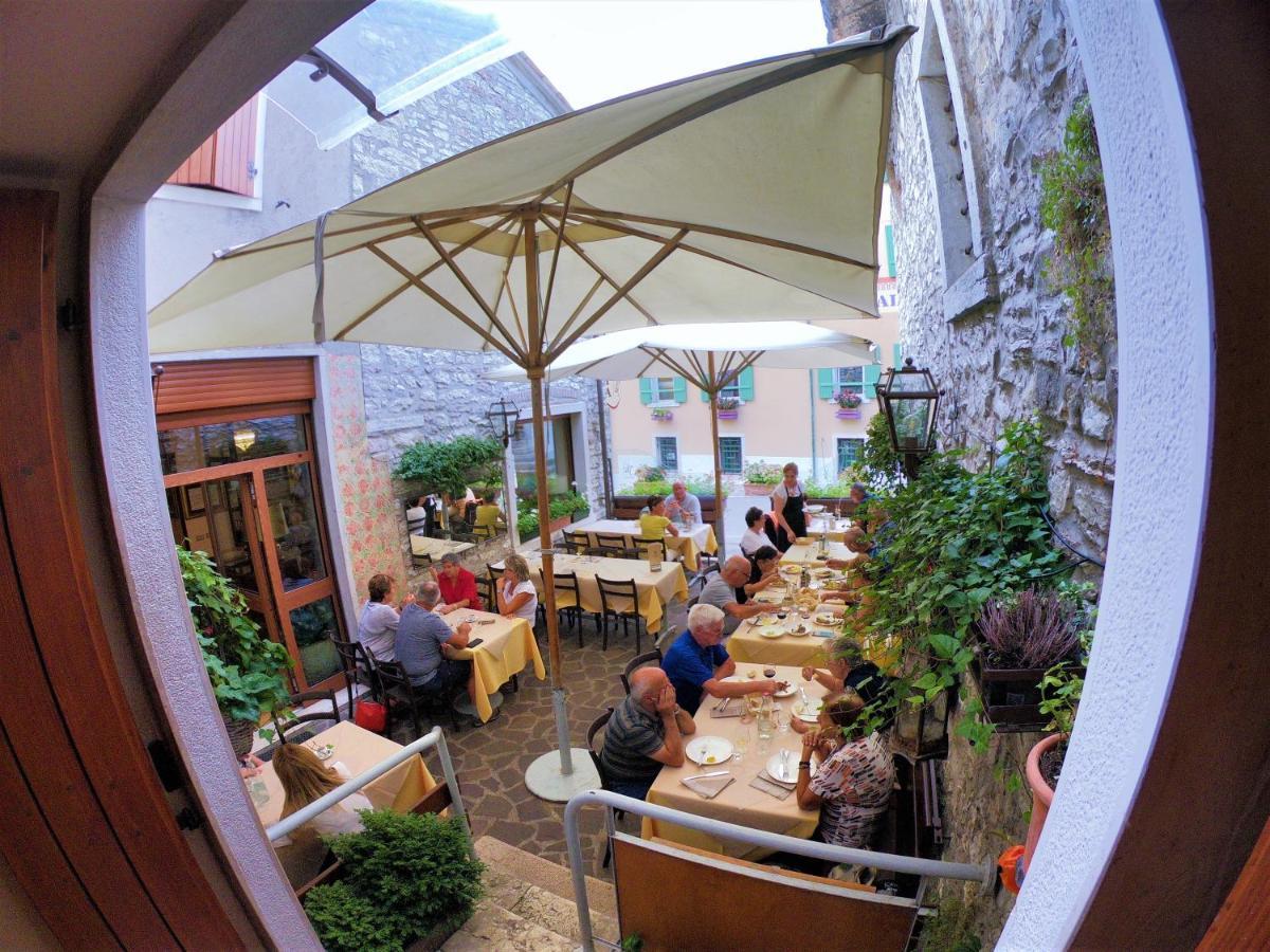 Albergo Speranza Spiazzi Di Monte Baldo Spiazzi Di Caprino Eksteriør billede