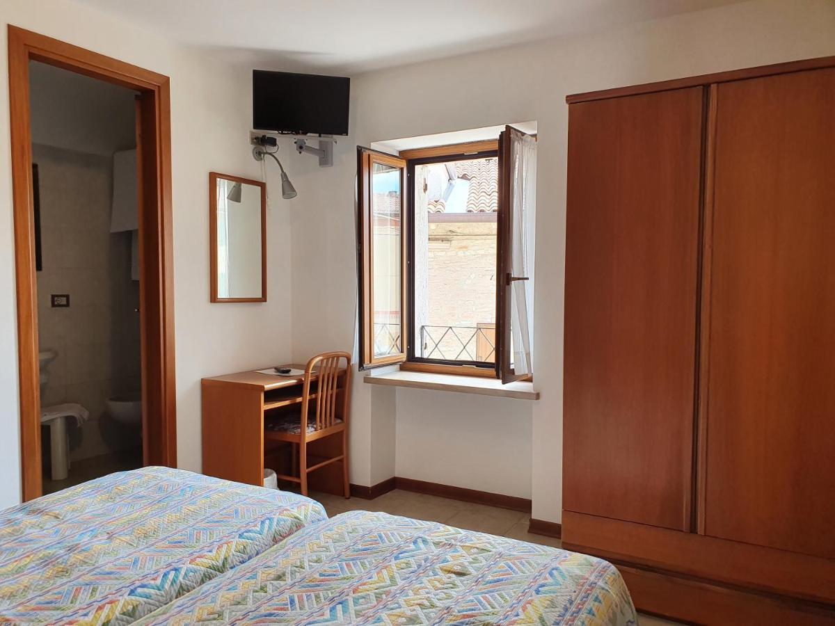 Albergo Speranza Spiazzi Di Monte Baldo Spiazzi Di Caprino Eksteriør billede